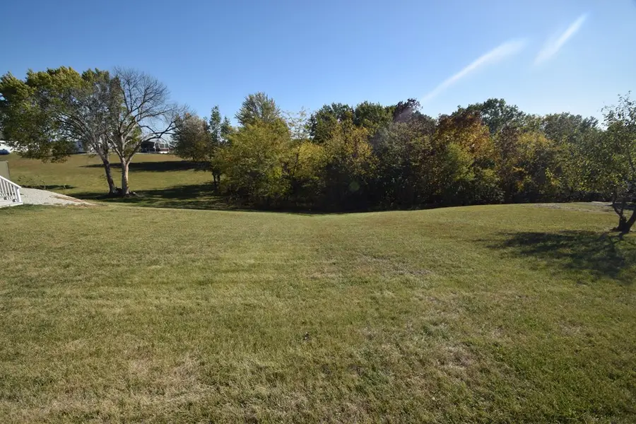 30007 Sunflower Drive, Unionville, MO 63565 - Image #3