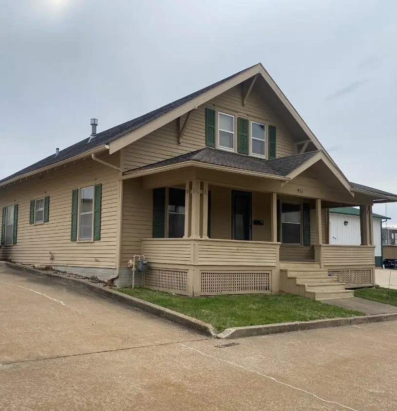 911 Cherry Street, Chillicothe, MO 64601 - Image #1