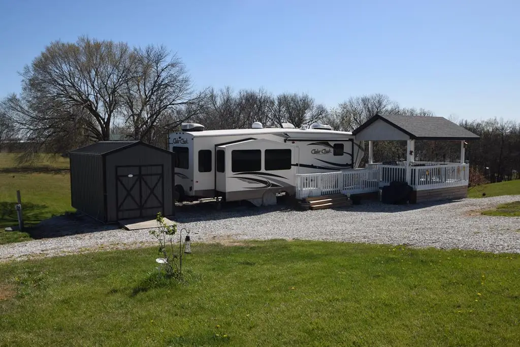 30005 Sunflower Drive, Unionville, MO 63565 - Image #1