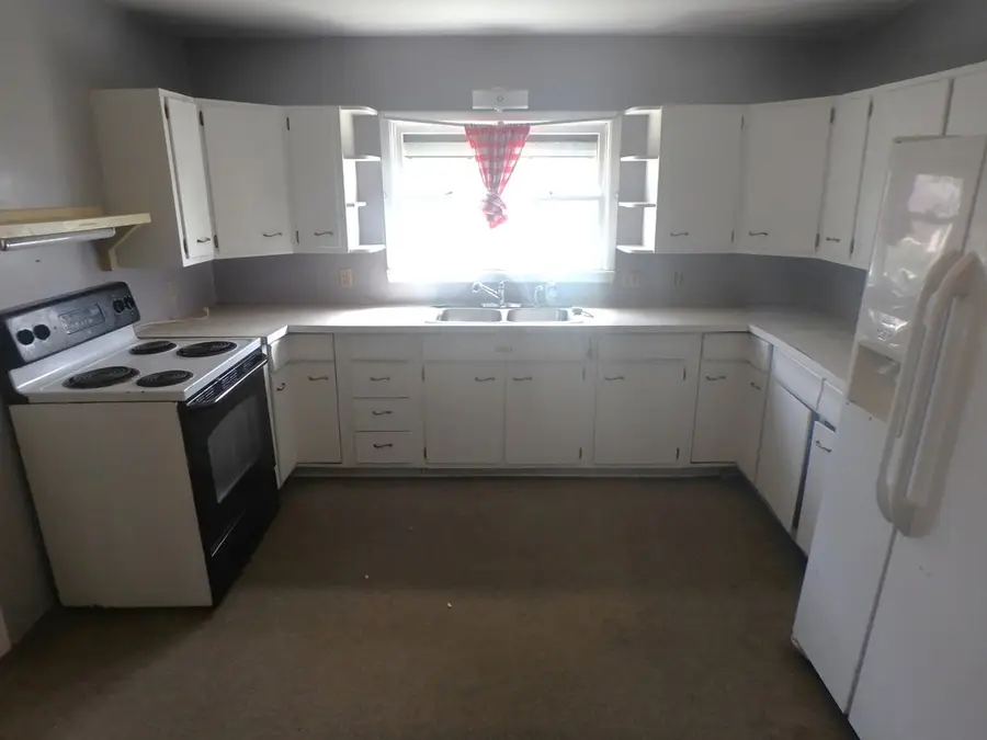 302 N King Street, Brashear, MO 63533 - Image #2