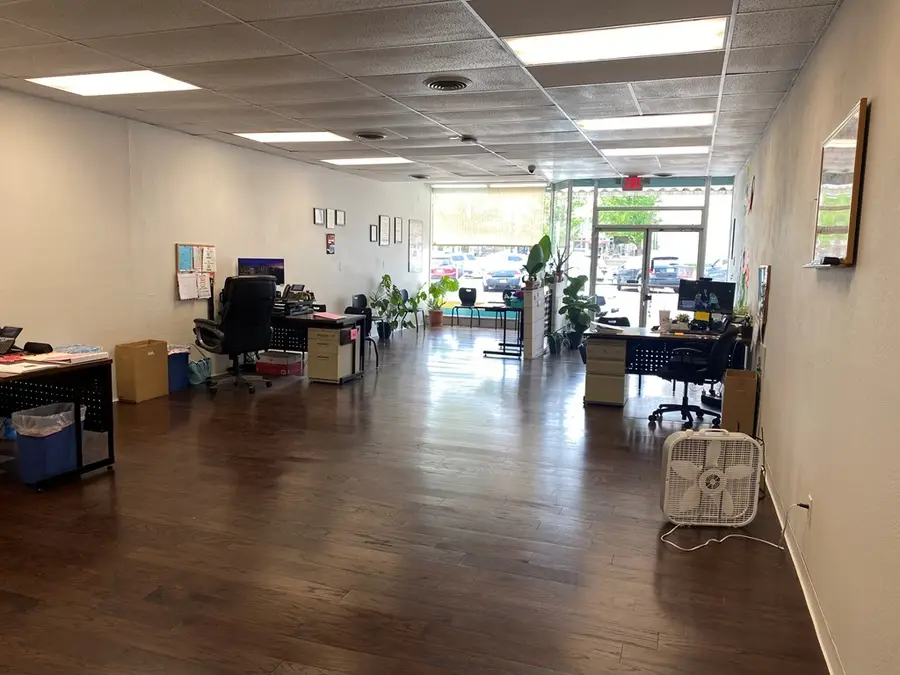 607 Locust Street, Chillicothe, MO 64601 - Image #2