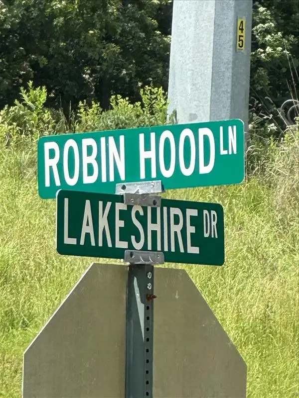 1803,1805 Robinhood Lane, Macon, MO 63552 - Image #3