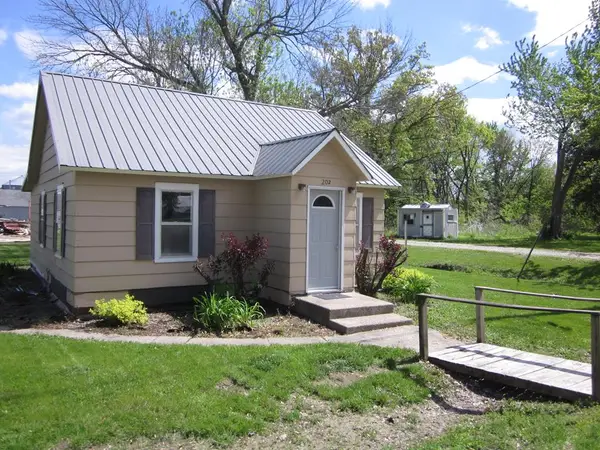 202 First Street, Baring, MO 63531