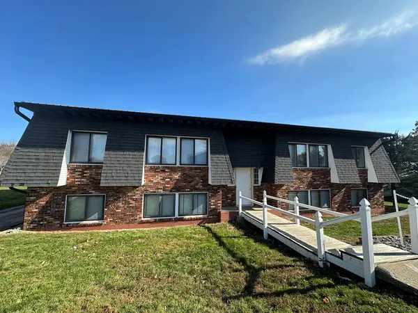 1302 Queens Court, Kirksville, MO 63501