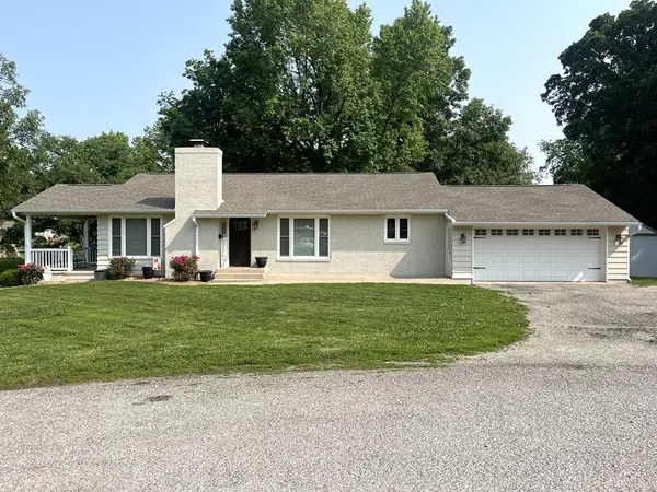 308 W 4th Street Circle, Carrollton, MO 64633