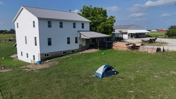 18685 Bell Drive, Queen City, MO 63561