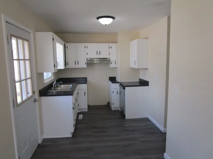 711 S Osteopathy Street, Kirksville, MO 63501 - Image #3