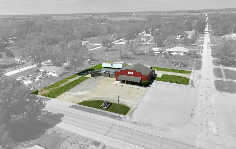 100 Pleasant Street, Cincinnati, IA 52549 - Image #2