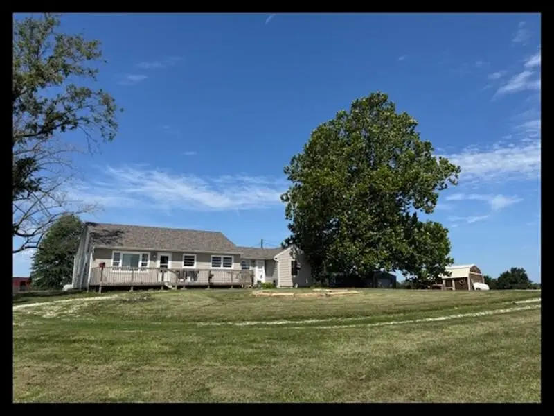 24240 State Highway T, Excello, MO 65247 - Image #1