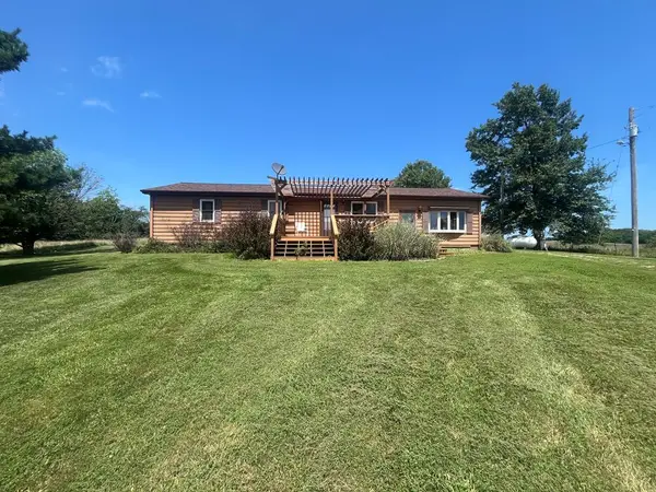 13704 Forest Ave, Pattonsburg, MO 64670