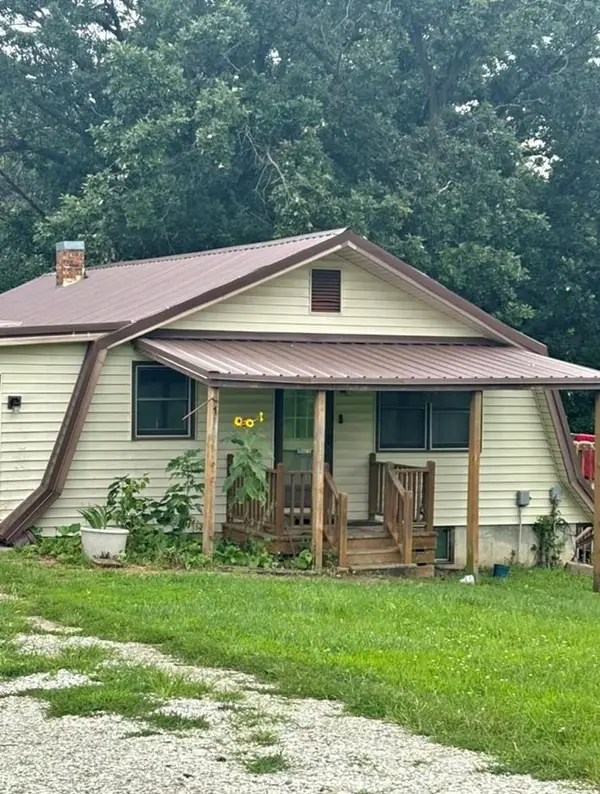 18988 Island Dr., Linneus, MO 64653