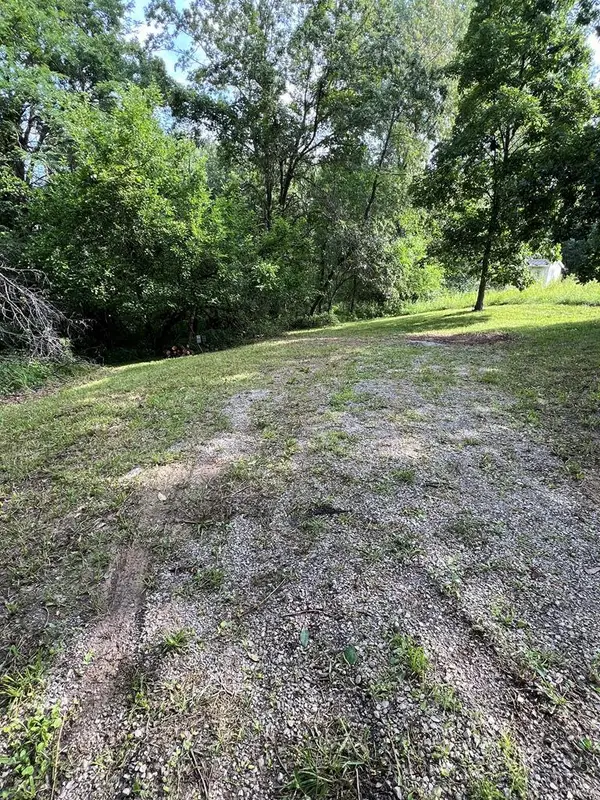 000 Dogwood Drive, Unionville, MO 63565