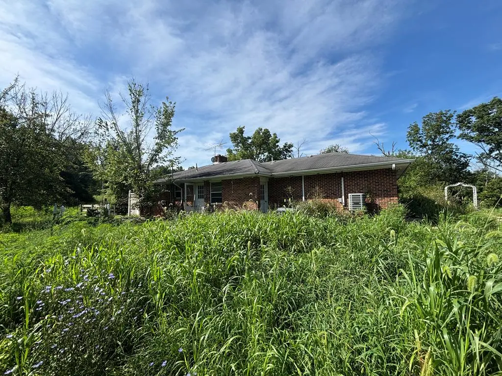 23914 Hedgepath Lane, Kirksville, MO 63501 - Image #1