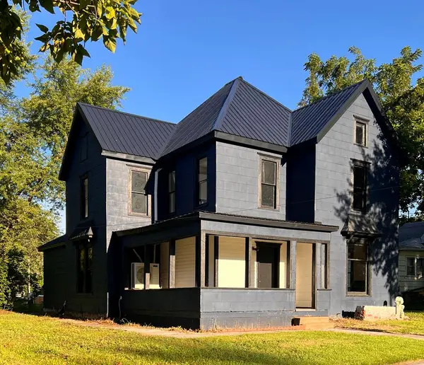 431 Peck Street, Brookfield, MO 64628