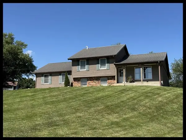 32341 Lake Street, Macon, MO 63552