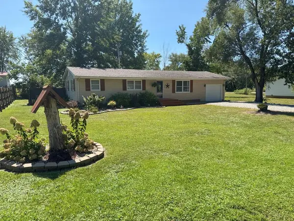 106 W Williams Street, La Plata, MO 63549
