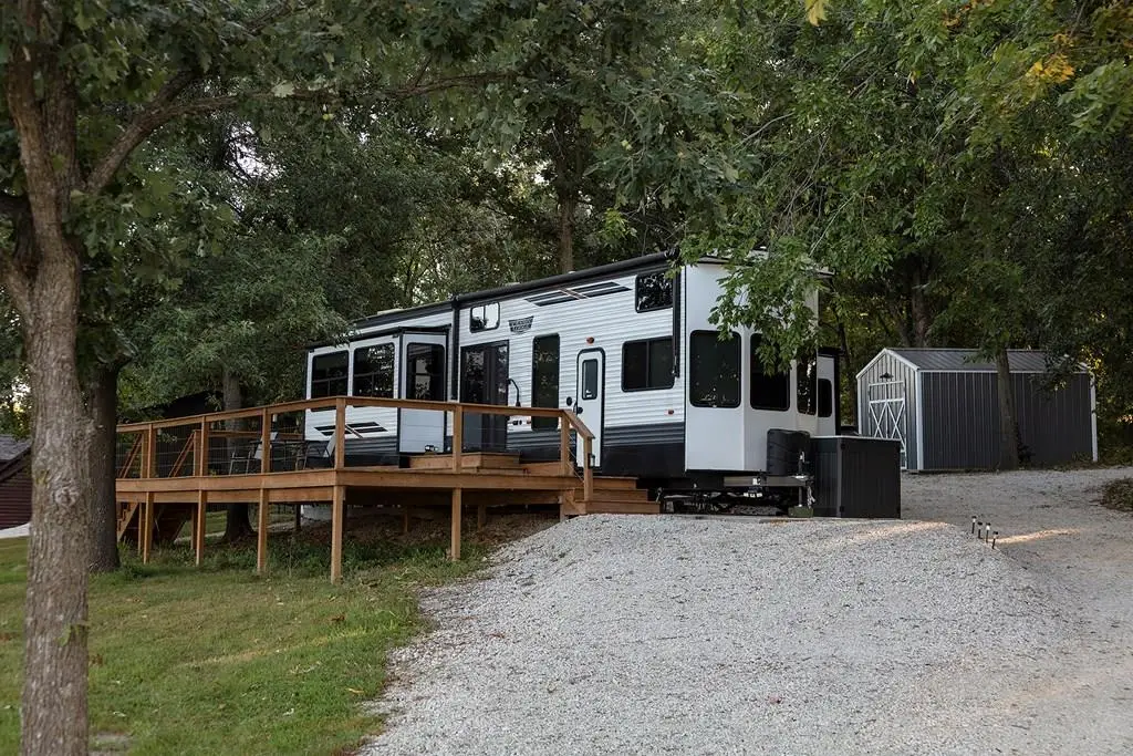 28030 Dogwood Drive, Unionville, MO 63565 - Image #1