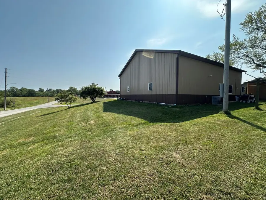 325 27TH Street, Unionville, MO 63565 - Image #3