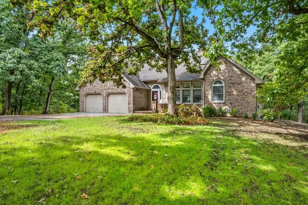 19074 Whispering Woods Trail, Kirksville, MO 63501