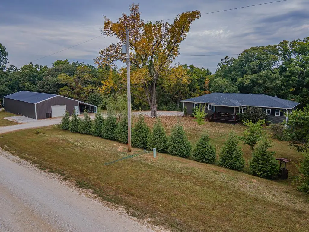 1577 County Road 2285, Moberly, MO 65270 - Image #1
