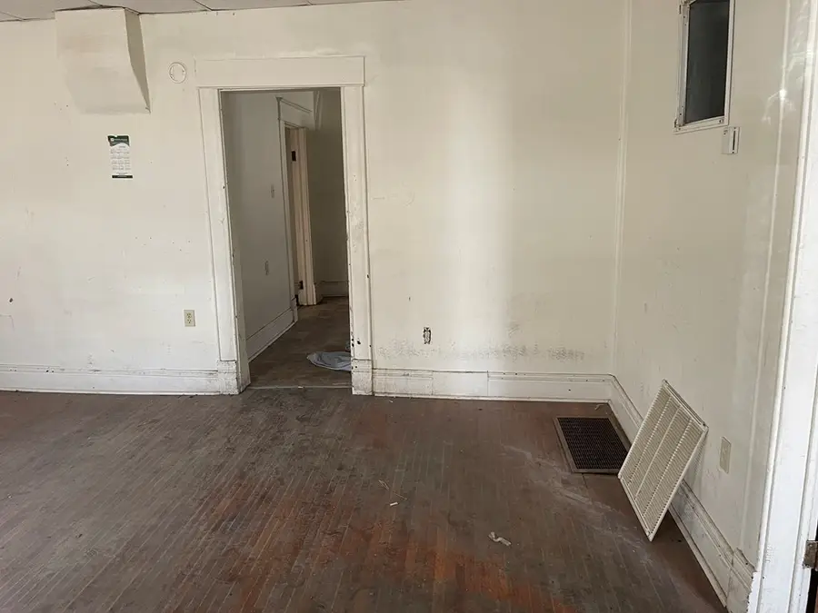 214 Cherry Street, Chillicothe, MO 64601 - Image #3