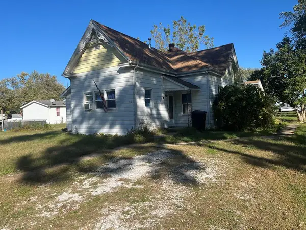 106 Newark St, Knox City, MO 63446