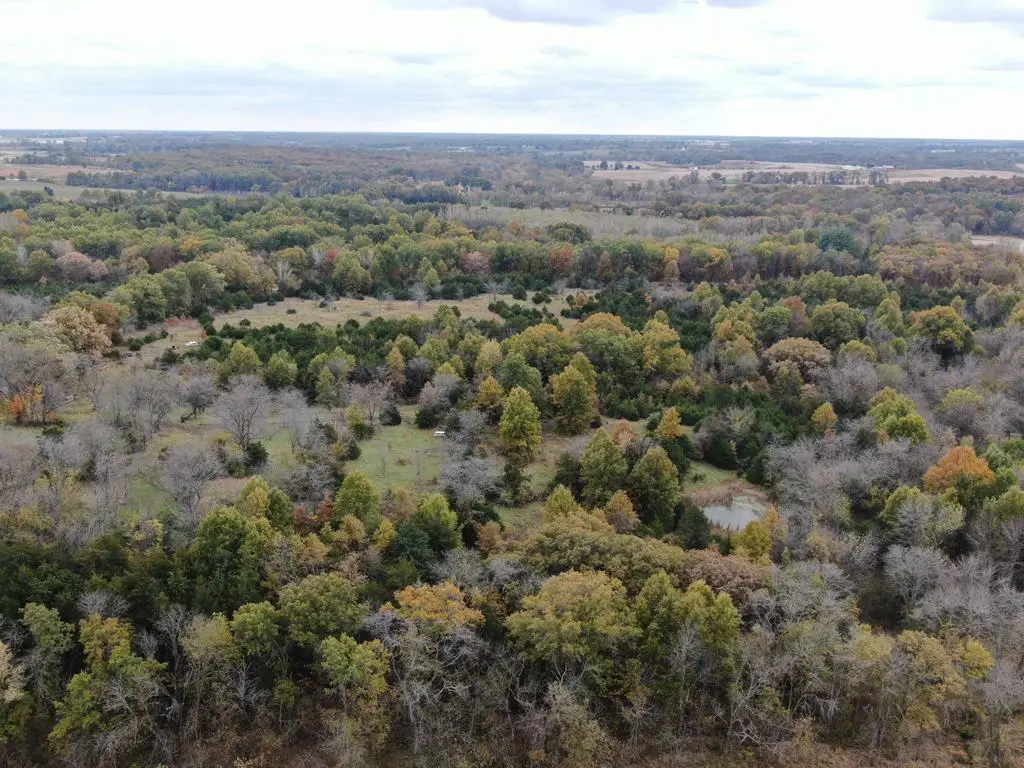 29807 Redbird Lane, La Plata, MO 63549 - Image #1