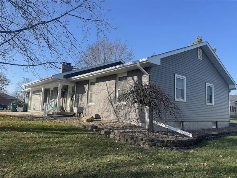 1307 Redbud Drive, Macon, MO 63552 - Image #1