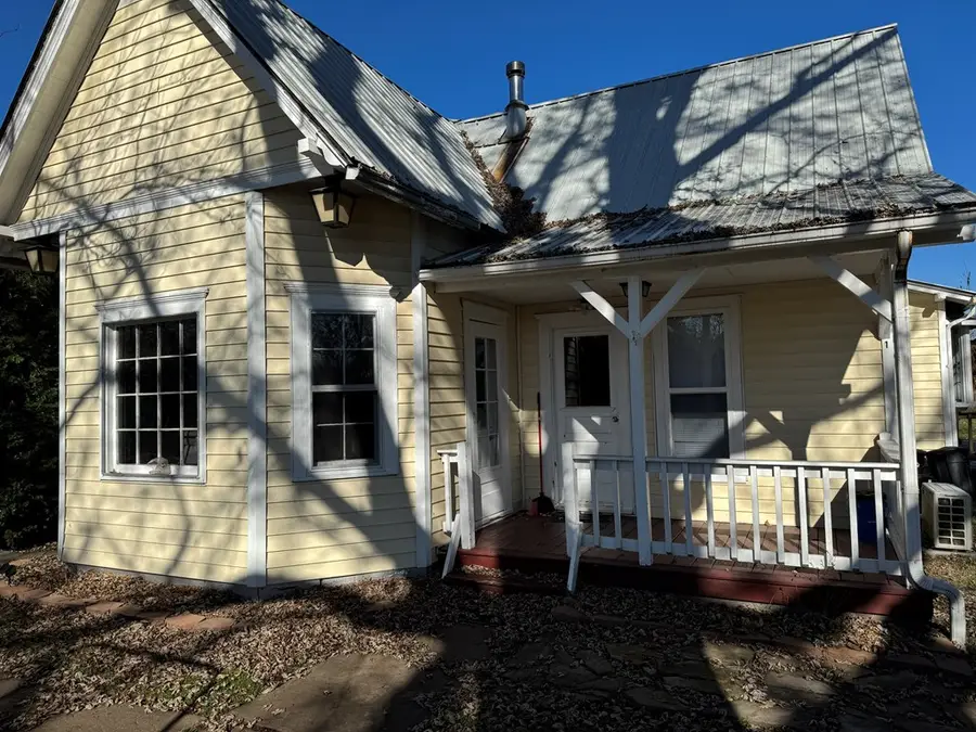 214 Clinton St, Gibbs, MO 63540 - Image #2