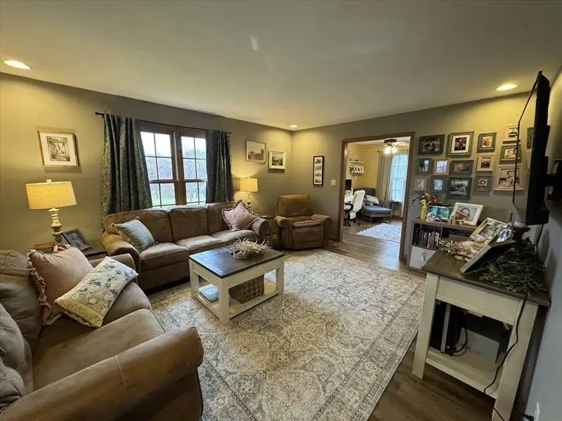 503 Covey Rise Lane, Macon, MO 63552 - Image #2