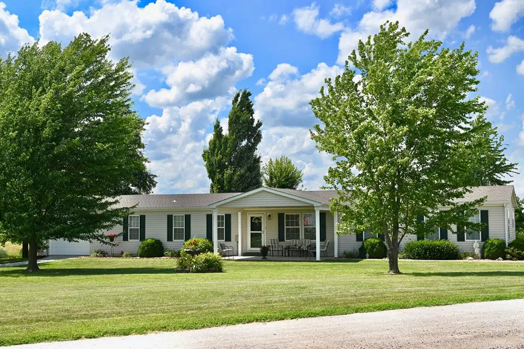 25457 Helmet Road, Bevier, MO 63532 - Image #1