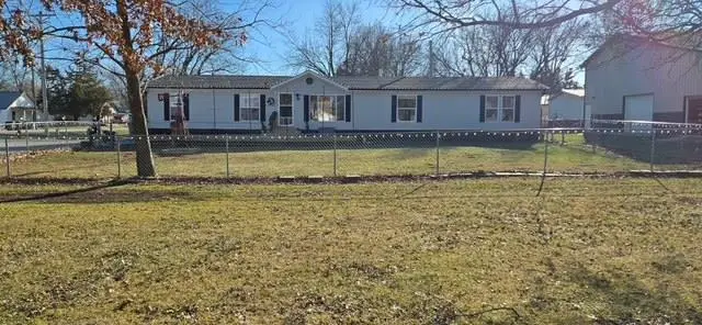 903 Main Street, Queen City, MO 63561 - Image #1