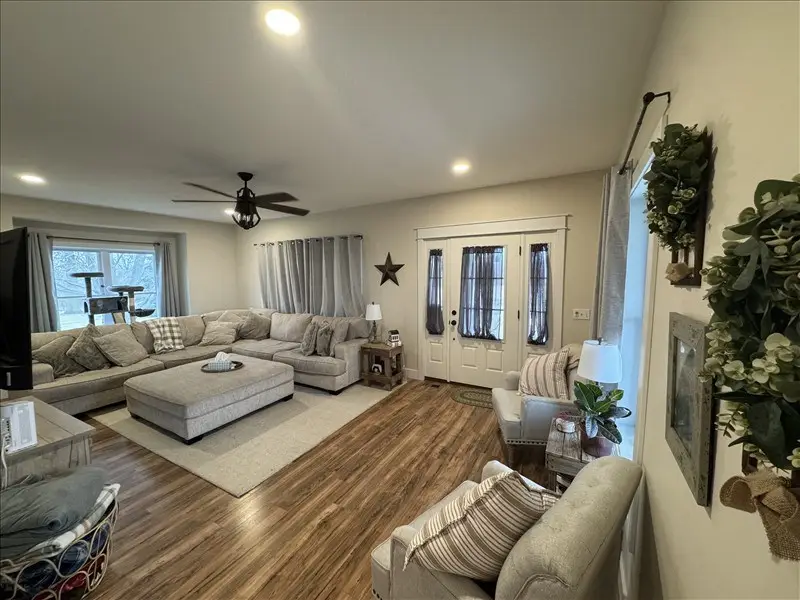 12543 Old Highway 63, La Plata, MO 63549 - Image #3