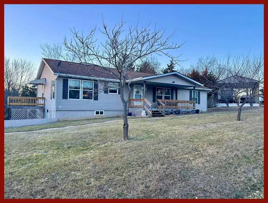 10166 Wildflower Drive, Unionville, MO 63565 - Image #1