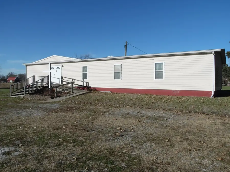 806 Brunswick Street, Brookfield, MO 64628 - Image #2