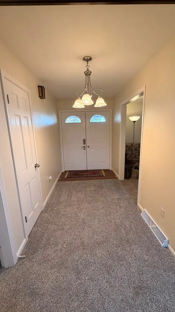 110 Lamb Avenue, Macon, MO 63552 - Image #2