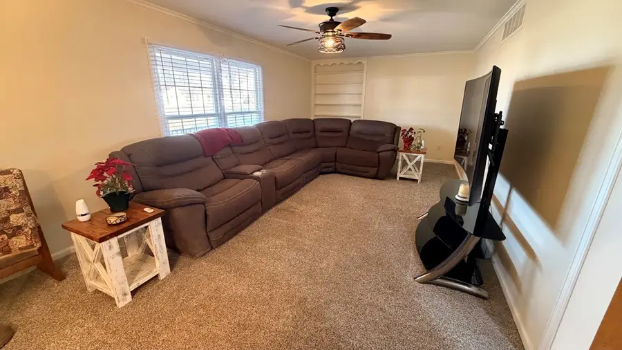 110 Lamb Avenue, Macon, MO 63552 - Image #3