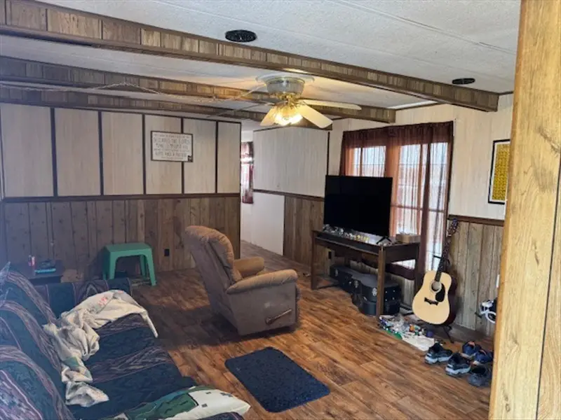 30412 Axtell Road, Macon, MO 63552 - Image #2