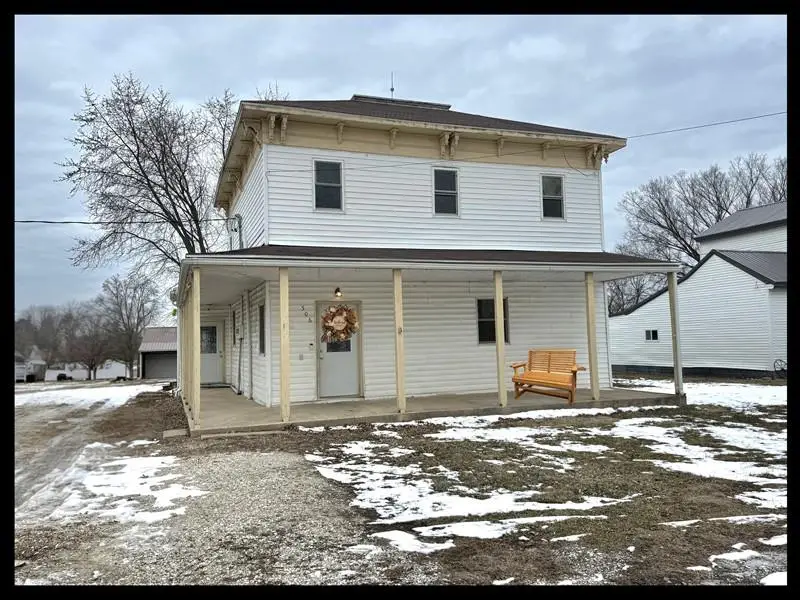 506 N Washington St, Shelbyville, MO 63469 - #1