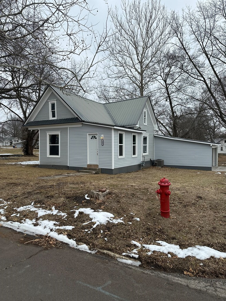 1002 N State Street, Brookfield, MO 64628 - #2