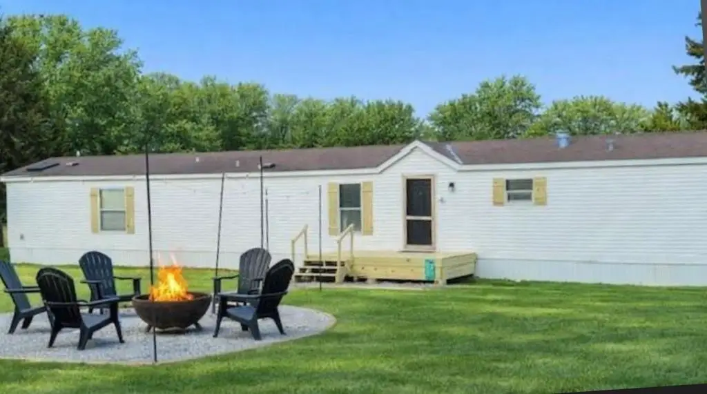 111 Raccoon, Gallatin, MO 64640 - #1