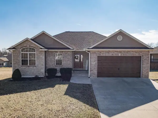 1006 Bradford Circle, Moberly, MO 65270