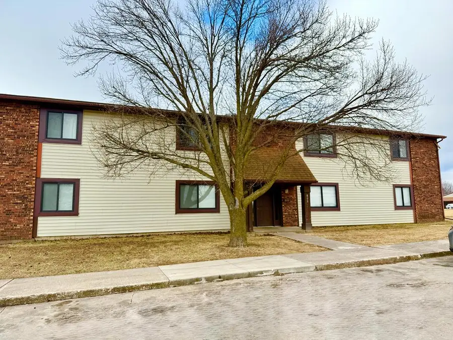 805 Woodwinds Court, Kirksville, MO 63501 - #2