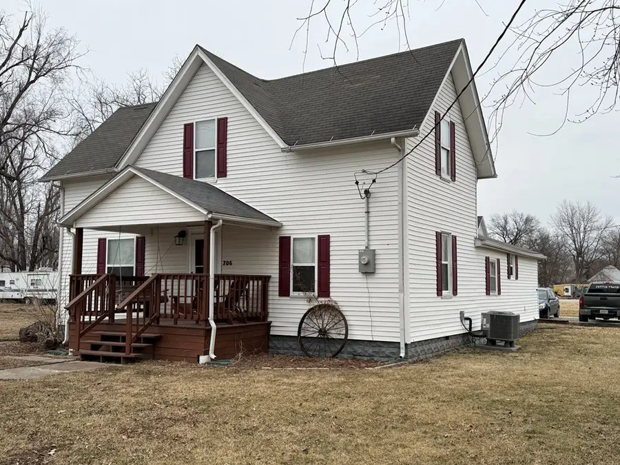 706 N Olive Street, Queen City, MO 63561 - #3