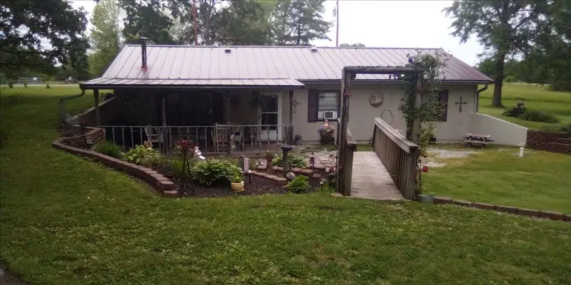 10 W Harper Rd, Clark, MO 65243 - #2