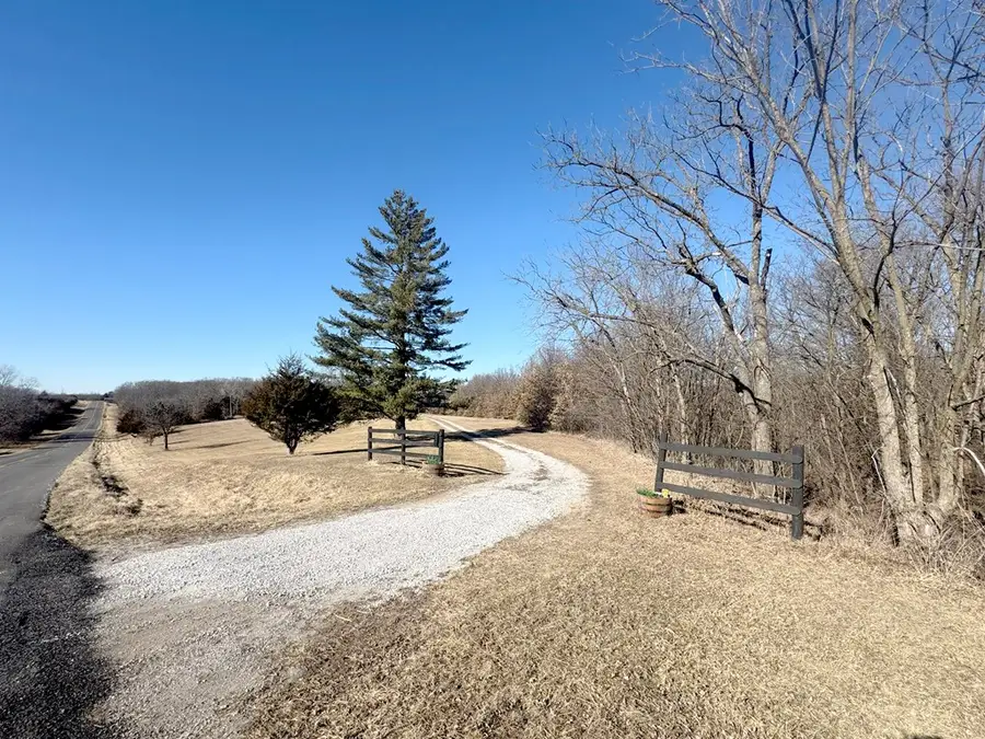 42270 State Highway Z, Livonia, MO 63551 - #2