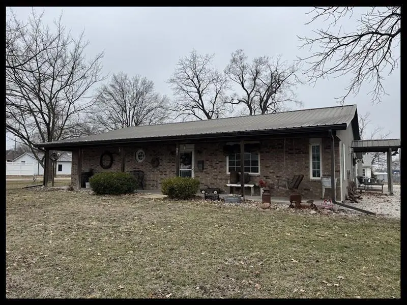 501 Spruce Street, Macon, MO 63552 - #2