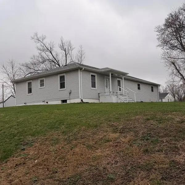 802 Bourke Street, Macon, MO 63552