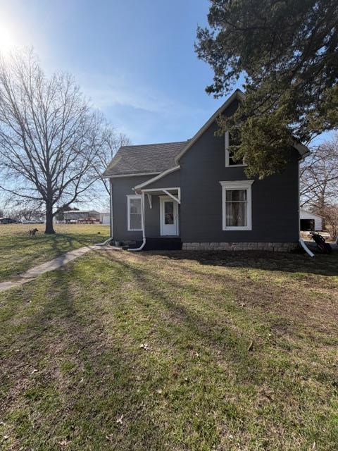 900 Cole St., Laclede, MO 64651