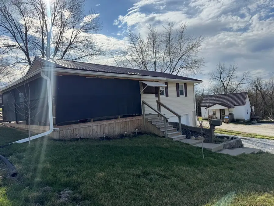 320 S Vine St, Milan, MO 63556 - #2